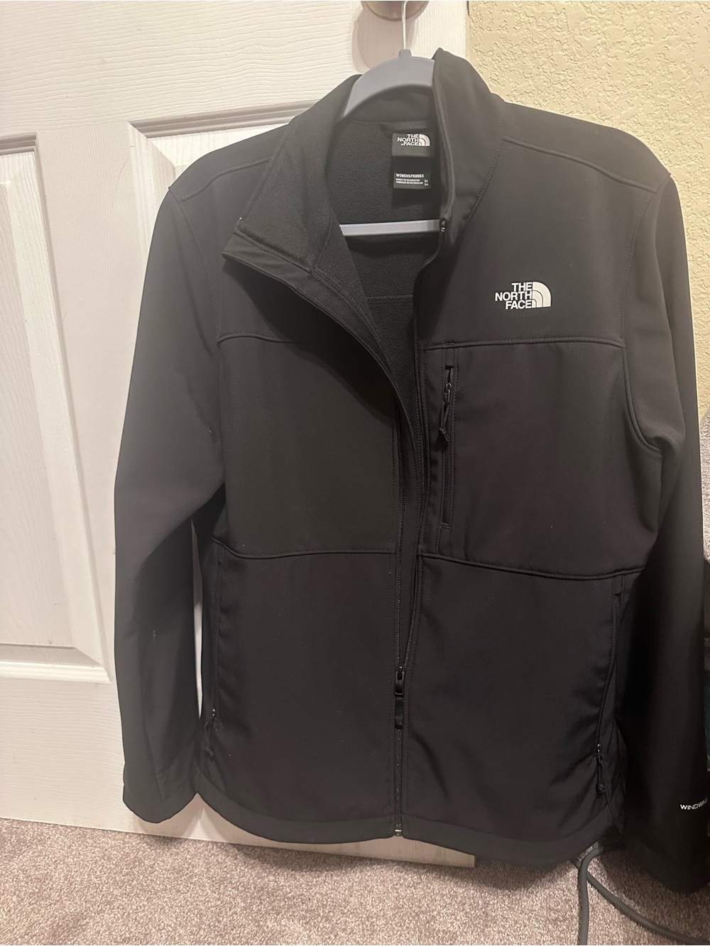 Women’s north face jacket wore 1 time